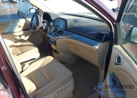 2009 Honda Odyssey Touring z USA, uszkodzony, nr VIN 5FNRL38879B025423